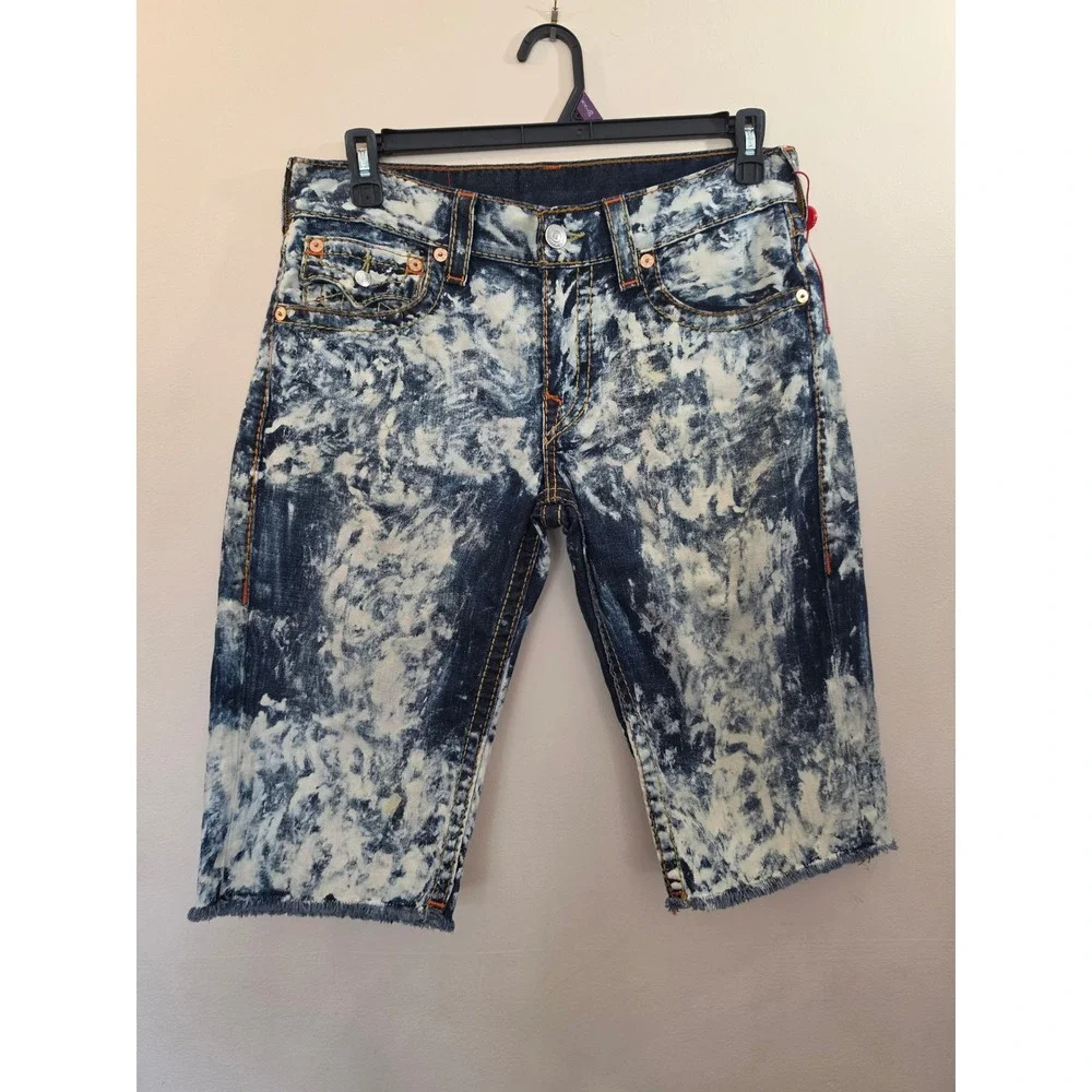 TRUE RELIGION Mens Acid Wash Cut Off Denim Shorts Bleach Splatter Size 31